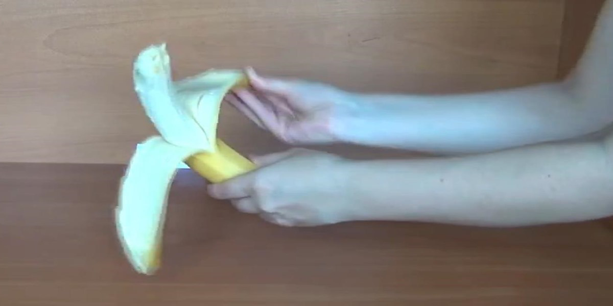 Can You Peel A Banana Correctly? Probably Not!