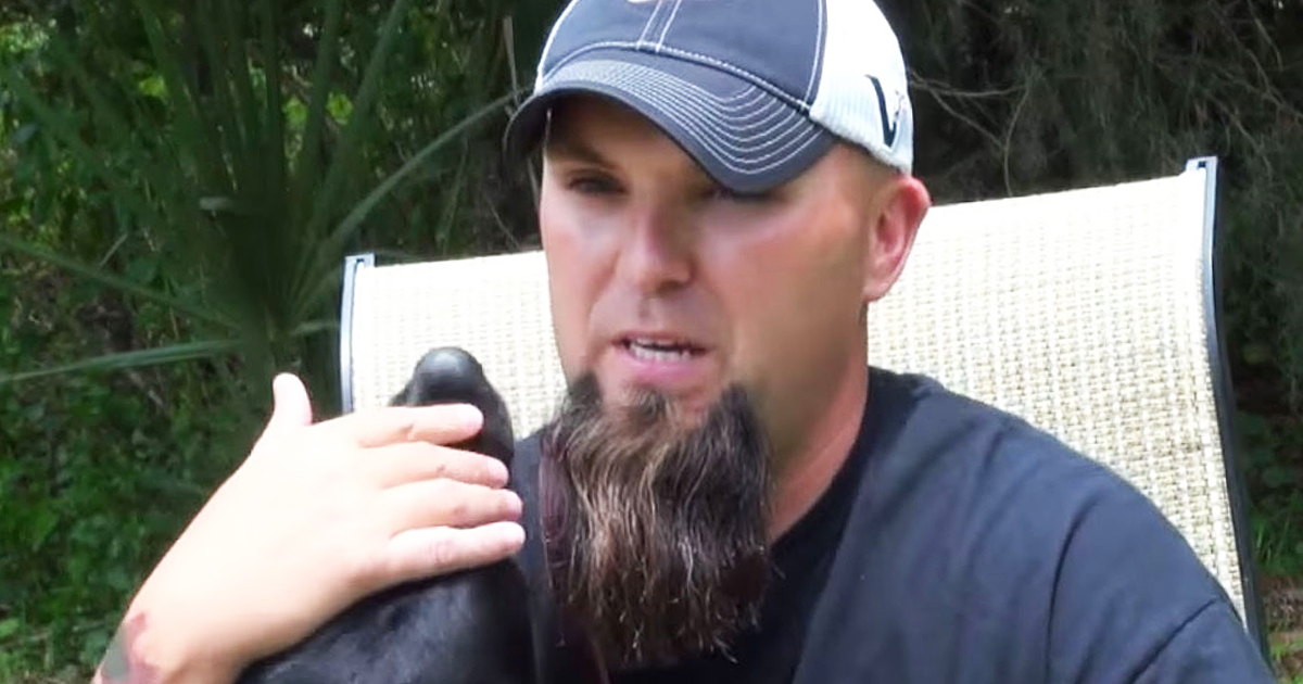 Veteran Has Panic Attack During Interview And Is Saved By His Service Dog