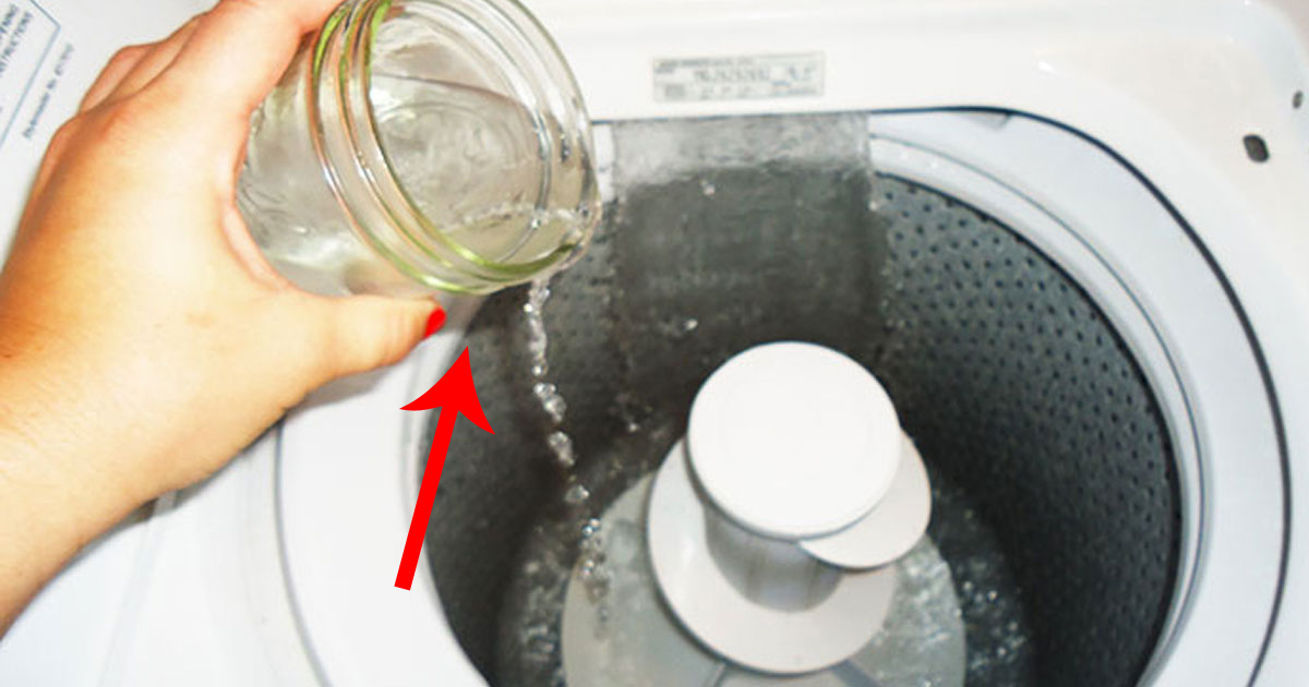 Add White Vinegar To Your Laundry For Incredible All Natural Results