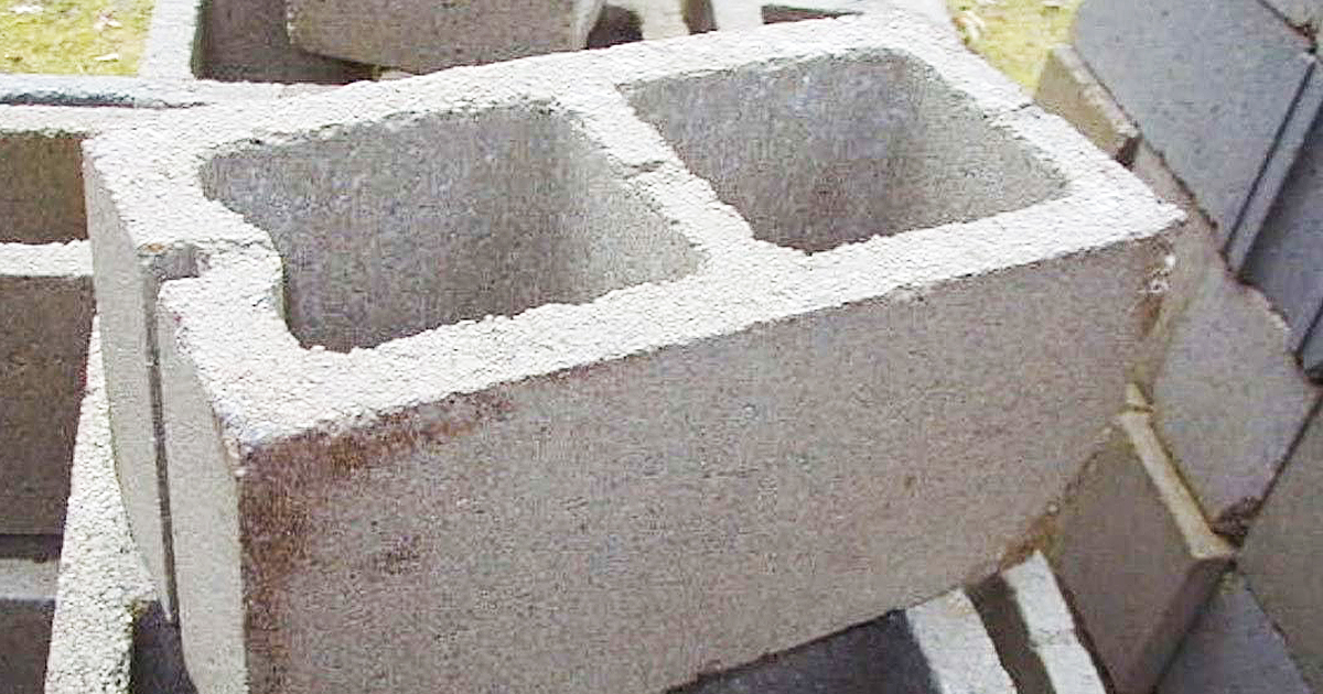 She Buys A Bunch Of Cinder Blocks And Uses Them In Incredible Ways We Never Thought Of