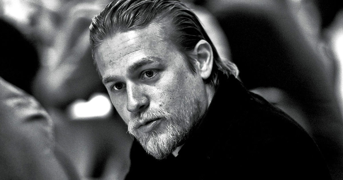 How Charlie Hunnam Got Himself Into King Arthur Action Hero Fighting Condition
